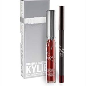 Kylie Cosmetics Holiday “Merry” Matte Lip Kit!